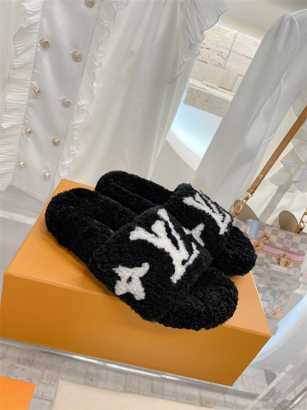 2025126103526336 230